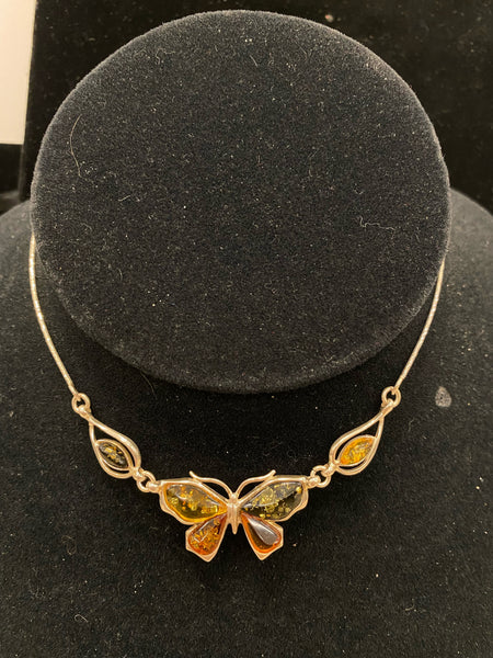 SS Amber Butterfly 18” Neck
