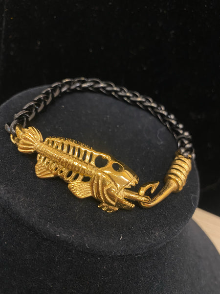 Stainless Black/ Gold Fish 8.5" Bracelet