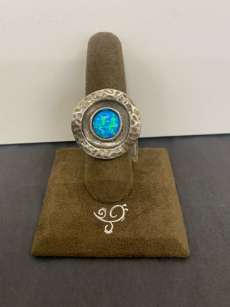 SS Round Hammered with 1 X Opal Ring